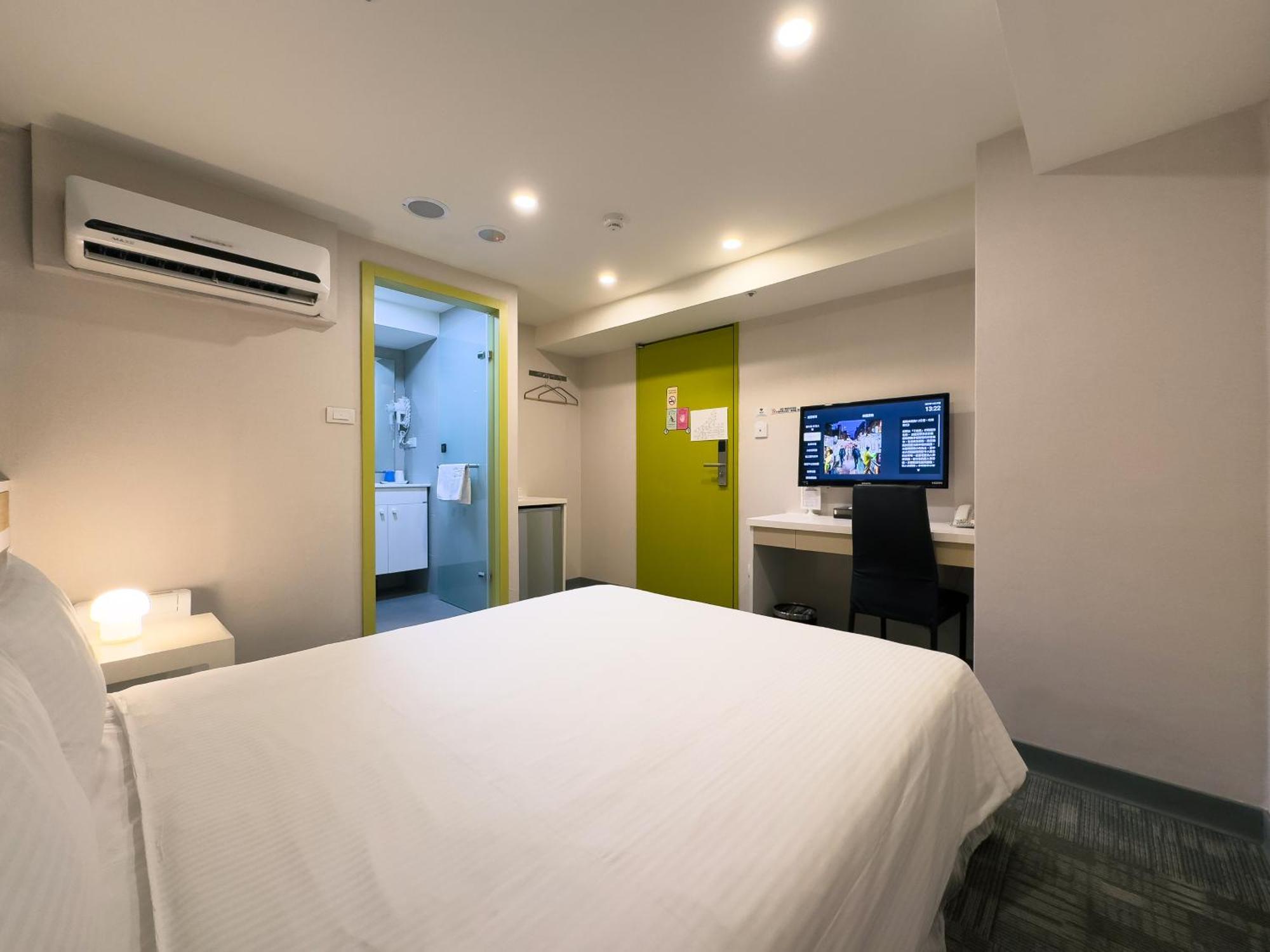 Lumos Inn Taipei Exterior photo