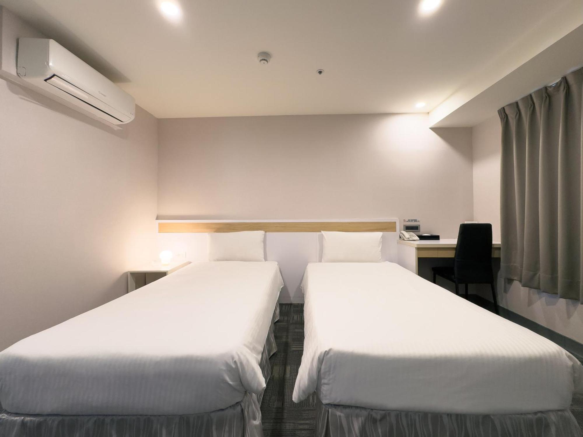 Lumos Inn Taipei Exterior photo