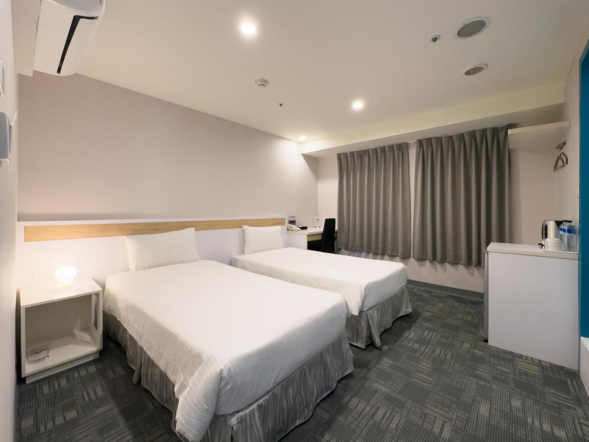 Lumos Inn Taipei Exterior photo