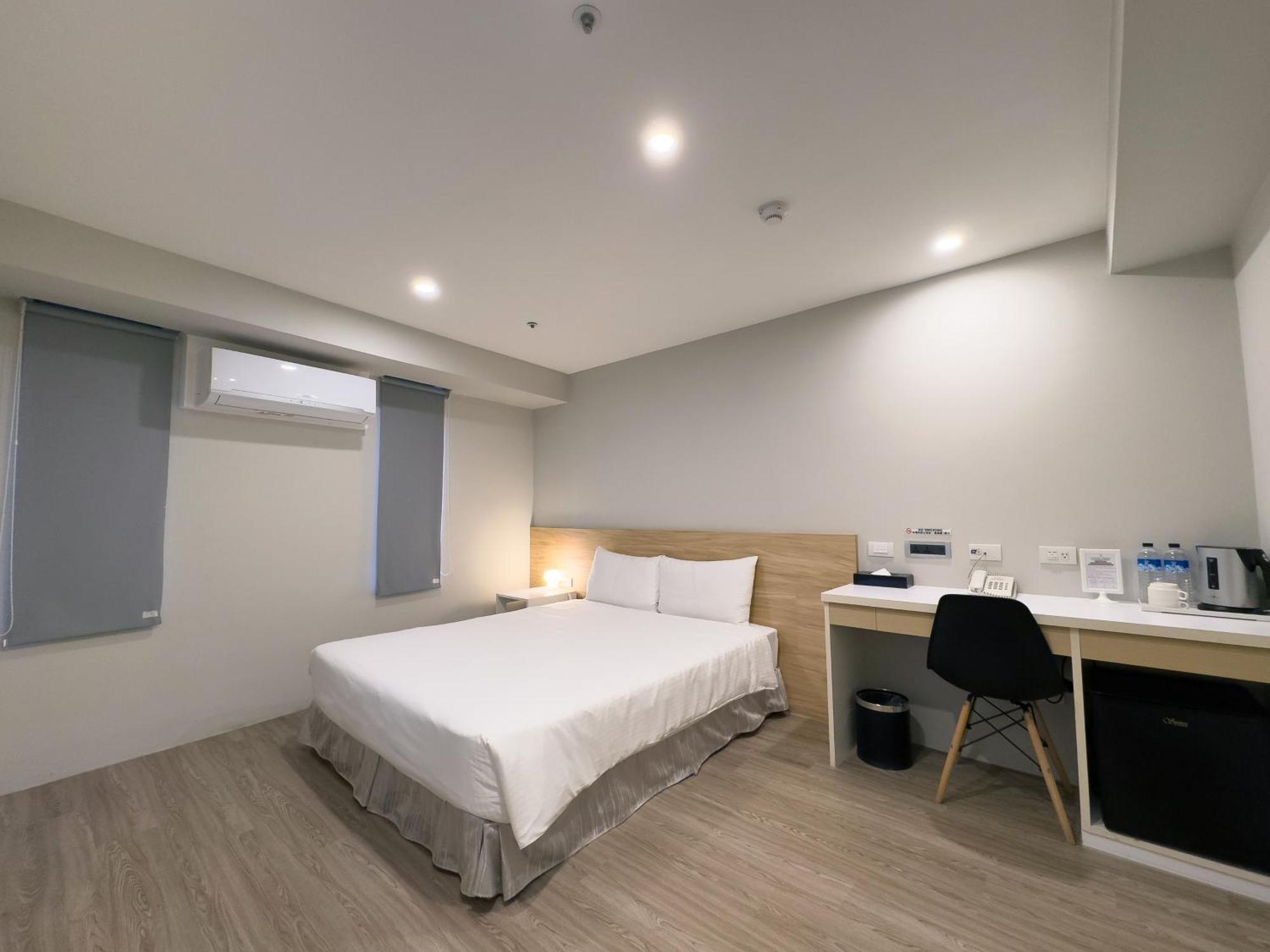 Lumos Inn Taipei Exterior photo