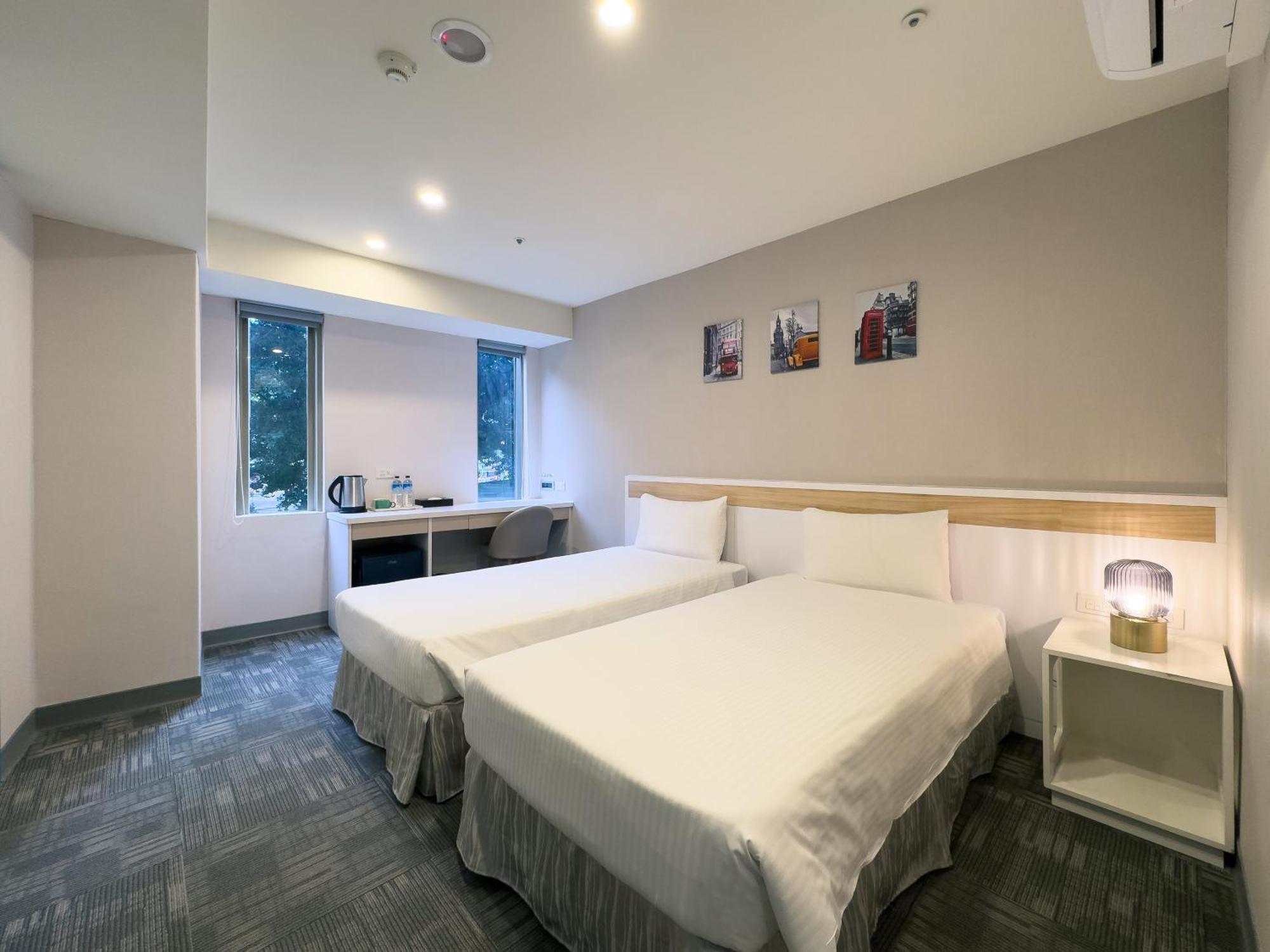 Lumos Inn Taipei Exterior photo