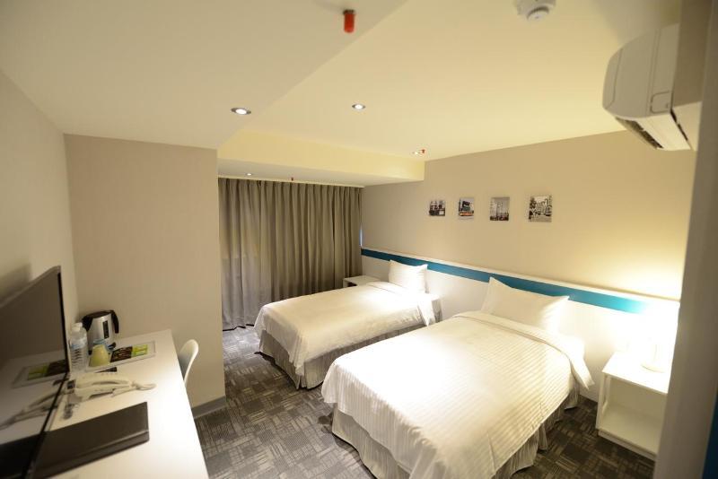 Lumos Inn Taipei Exterior photo